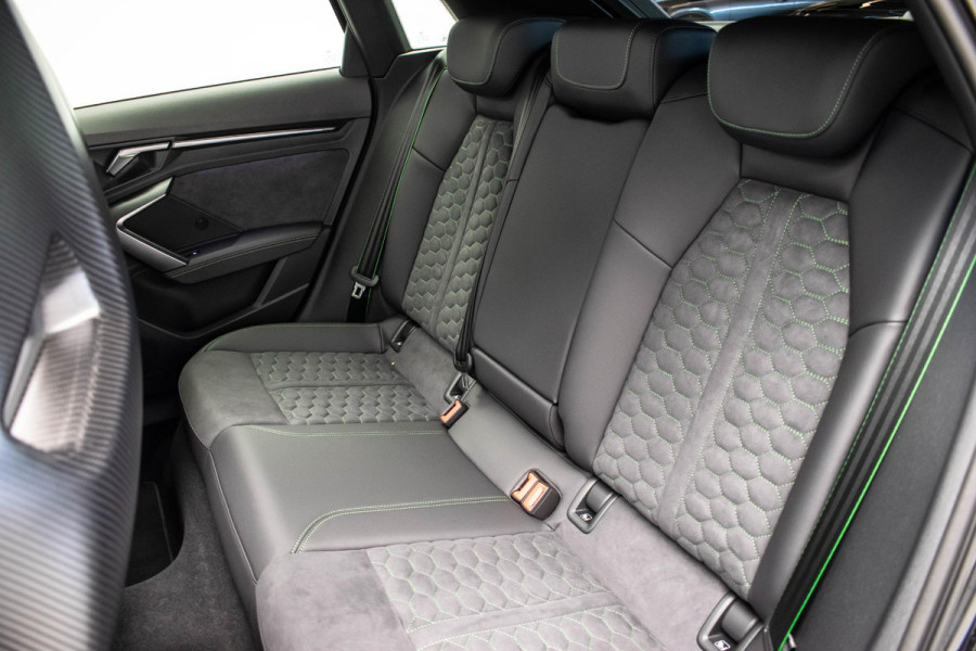 Audi RS3 Sportback 2.5 TFSI quattro |Pano|Kuipstoel|Sonos|HUD|