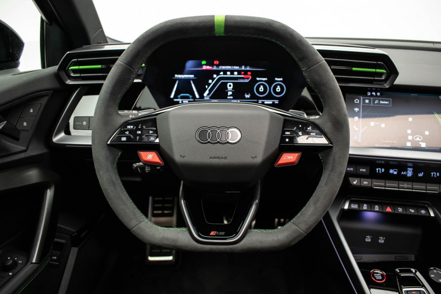 Audi RS3 Sportback 2.5 TFSI quattro |Pano|Kuipstoel|Sonos|HUD|