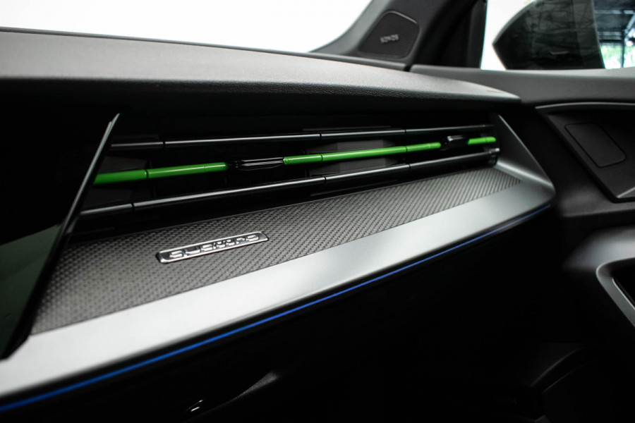 Audi RS3 Sportback 2.5 TFSI quattro |Pano|Kuipstoel|Sonos|HUD|