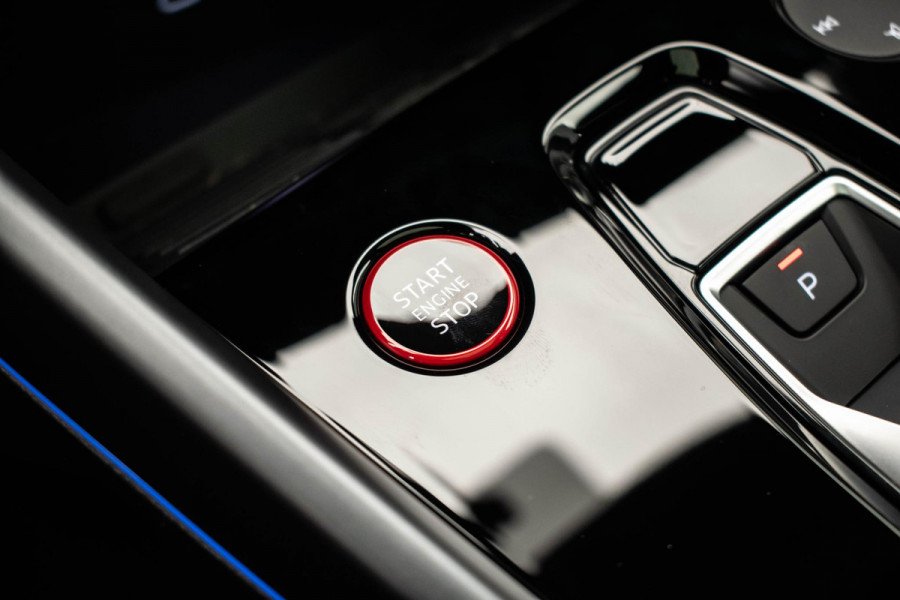 Audi RS3 Sportback 2.5 TFSI quattro |Pano|Kuipstoel|Sonos|HUD|