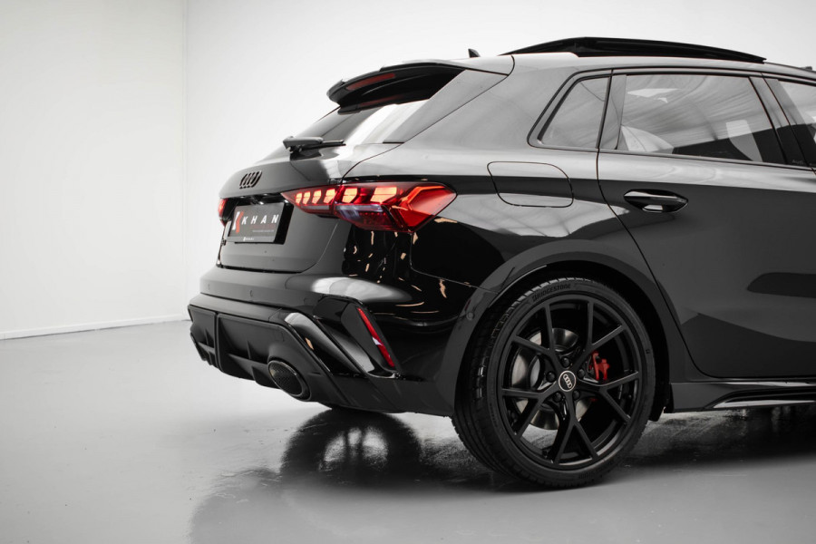 Audi RS3 Sportback 2.5 TFSI quattro |Pano|Kuipstoel|Sonos|HUD|