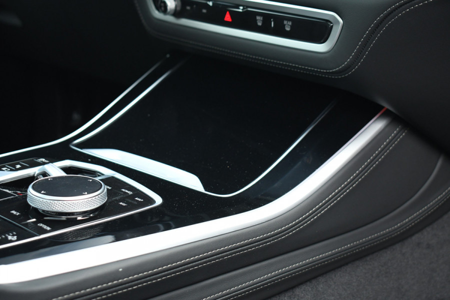 BMW X5 xDrive50e M-Sport Pro Pano B&W Trekh Alc-hemel 360 ACC Comf-zetel Soft-cl BTW-AUTO!