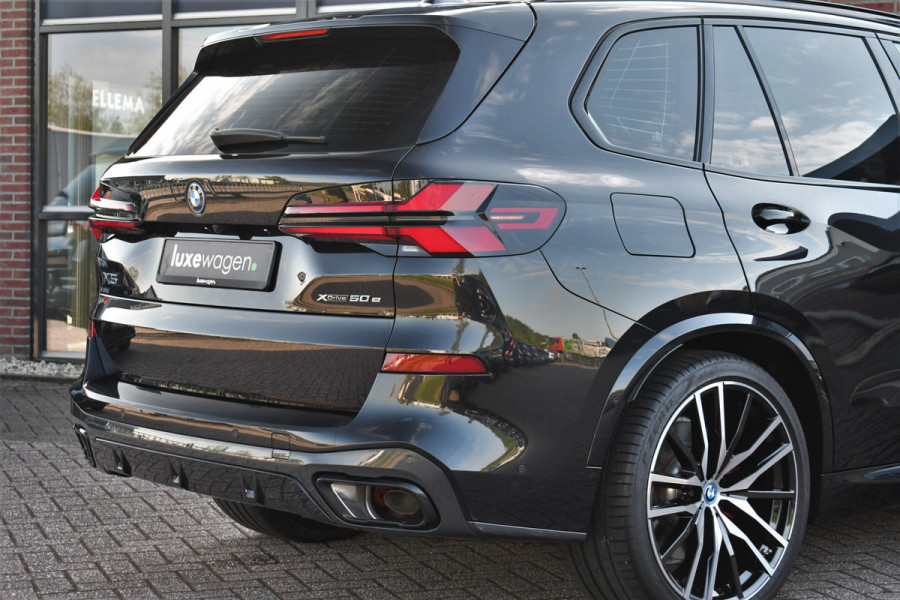 BMW X5 xDrive50e M-Sport Pro Pano B&W Trekh Alc-hemel 360 ACC Comf-zetel Soft-cl BTW-AUTO!