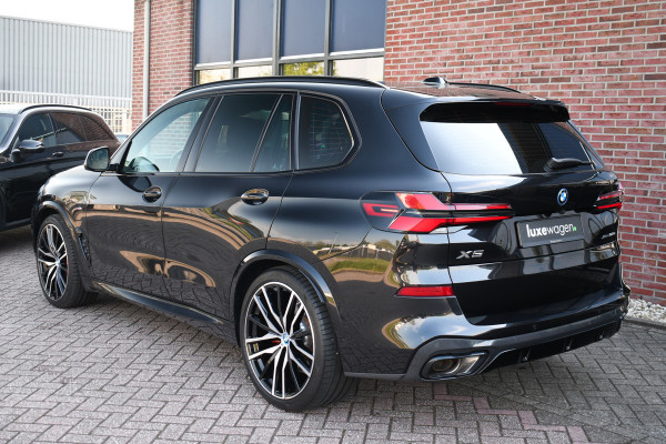 BMW X5 xDrive50e M-Sport Pro Pano B&W Trekh Alc-hemel 360 ACC Comf-zetel Soft-cl BTW-AUTO!
