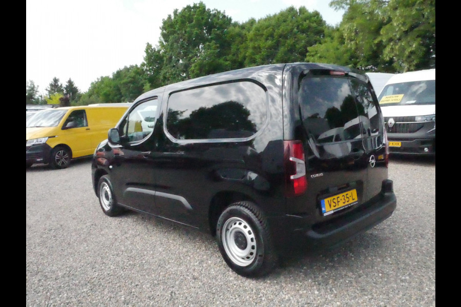 Opel Combo 1.5D 100PK, L1H1, Airco