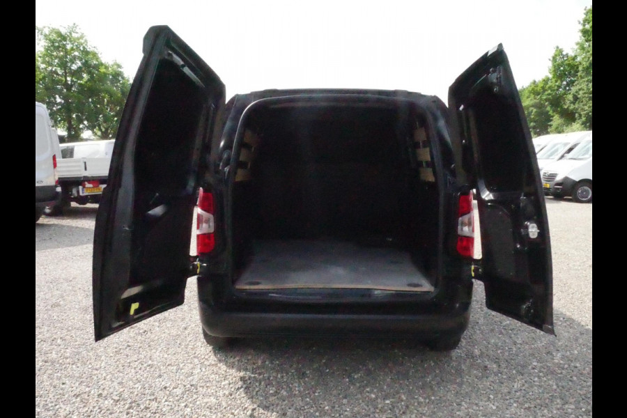 Opel Combo 1.5D 100PK, L1H1, Airco