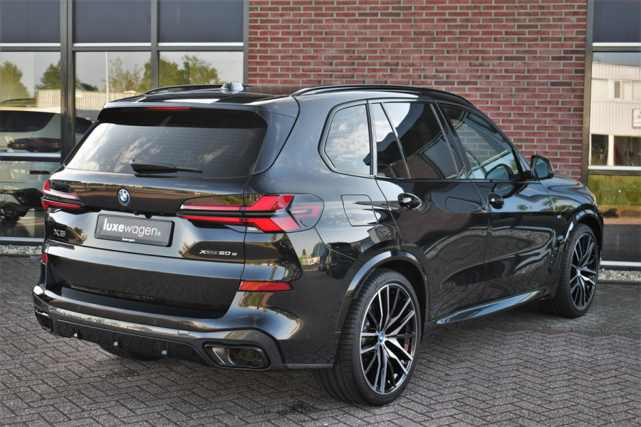BMW X5 xDrive50e M-Sport Pro Pano B&W Trekh Alc-hemel 360 ACC Comf-zetel Soft-cl BTW-AUTO!