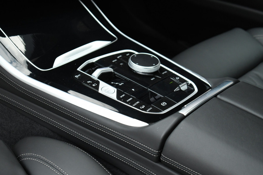 BMW X5 xDrive50e M-Sport Pro Pano B&W Trekh Alc-hemel 360 ACC Comf-zetel Soft-cl BTW-AUTO!