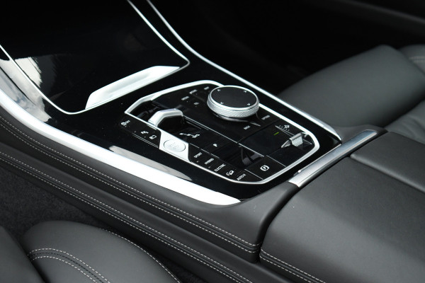 BMW X5 xDrive50e M-Sport Pro Pano B&W Trekh Alc-hemel 360 ACC Comf-zetel Soft-cl BTW-AUTO!