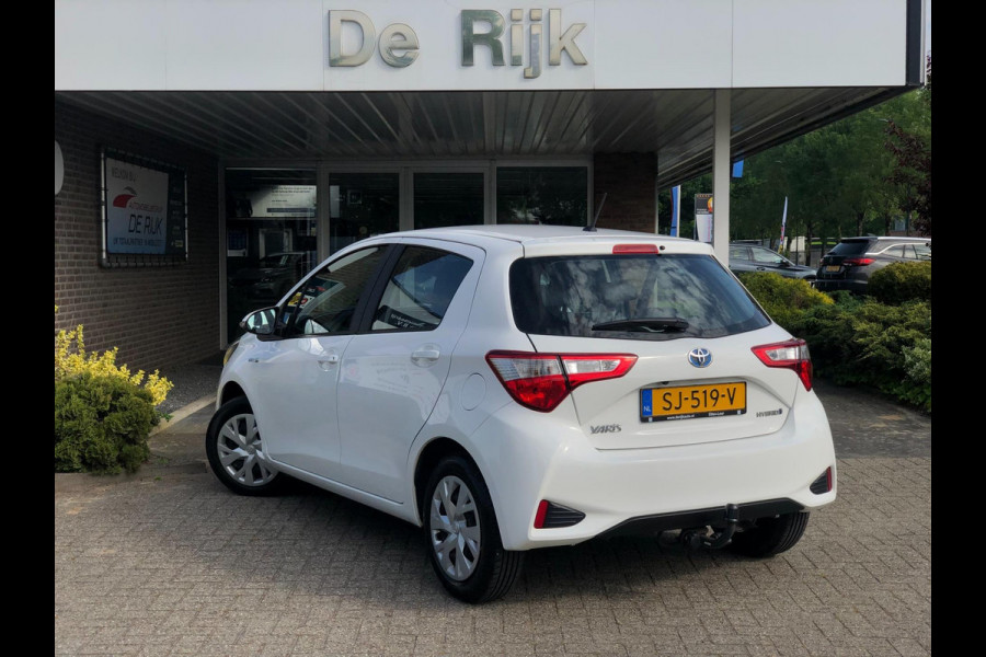 Toyota Yaris 1.5 Hybrid Aspiration | Camera, Cruise, Trekhaak, Climate, Regensens. El. Ramen/Spiegels | Dealeronderhouden | NAP |
