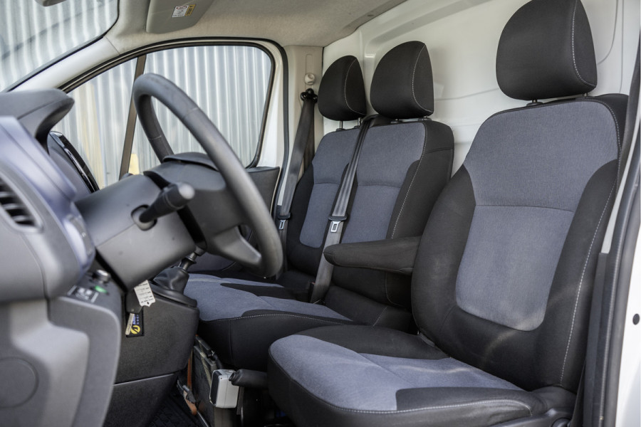 Opel Vivaro 1.6 CDTI L2H1 125PK | 3-Zits | Inrichting | Omvormer | Camera | Navigatie | Cruise | Airco | PDC | Euro 6
