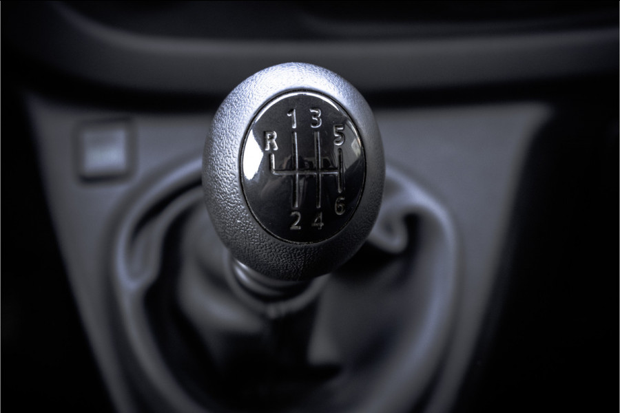 Opel Vivaro 1.6 CDTI L2H1 125PK | 3-Zits | Inrichting | Omvormer | Camera | Navigatie | Cruise | Airco | PDC | Euro 6