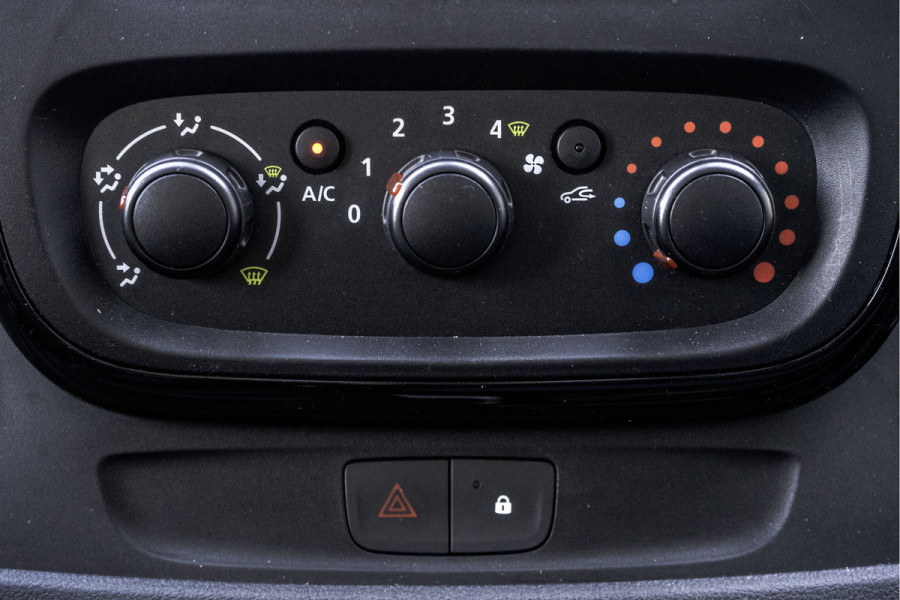 Opel Vivaro 1.6 CDTI L2H1 125PK | 3-Zits | Inrichting | Omvormer | Camera | Navigatie | Cruise | Airco | PDC | Euro 6