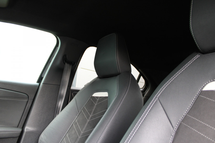 Opel Mokka 1.2 Turbo Ultimate | Led | Camera | BLIS | Adaptieve Cruise | Keyless | Winterpack