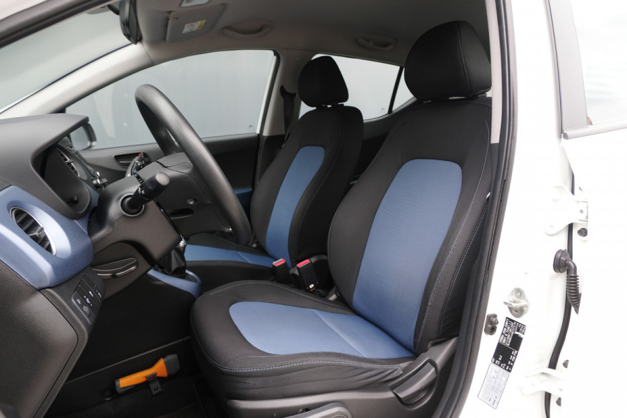 Hyundai i10 BWJ 2017 | 1.0i 66PK i-Motion Comfort | NWE APK | | CLIMA | CRUISE | RADIO/CD | EL RAMEN | EL SPIEGELS |