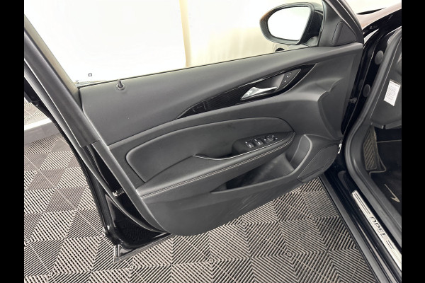 Opel Insignia Sports Tourer 1.5 Turbo Business Executive Aut. *NAVI-FULLMAP | 1/2LEATHER | KEYLESS | DAB+ | COMFORT-SEATS | 18''ALU | ECC | PDC | CRUISE*