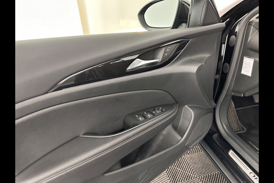 Opel Insignia Sports Tourer 1.5 Turbo Business Executive Aut. *NAVI-FULLMAP | 1/2LEATHER | KEYLESS | DAB+ | COMFORT-SEATS | 18''ALU | ECC | PDC | CRUISE*