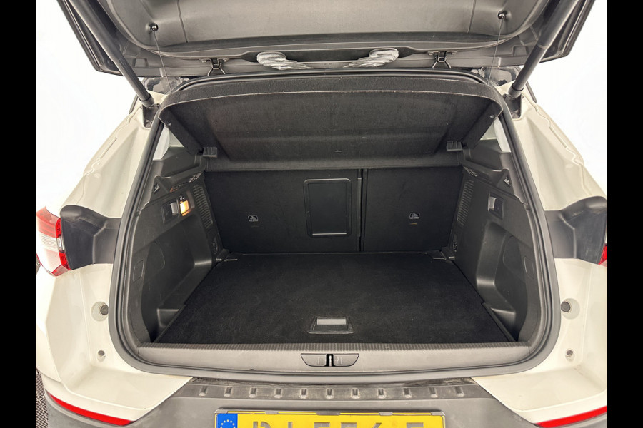 Opel Grandland X 1.2 Turbo Innovation+-Pack *PANO | SIENA-FULL-LEATHER | FULL-LED | DENON-AUDIO | DAB | CAMERA | KEYLESS | ERGONOMIC-COMFORT-SEATS | HEATED-SEATS | LANE-ASSIST | ECC | AMBIENT-LIGHT | PDC | CRUISE | 18''ALU *