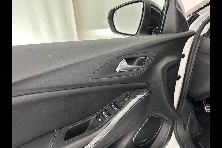 Opel Grandland X 1.2 Turbo Innovation+-Pack *PANO | SIENA-FULL-LEATHER | FULL-LED | DENON-AUDIO | DAB | CAMERA | KEYLESS | ERGONOMIC-COMFORT-SEATS | HEATED-SEATS | LANE-ASSIST | ECC | AMBIENT-LIGHT | PDC | CRUISE | 18''ALU *
