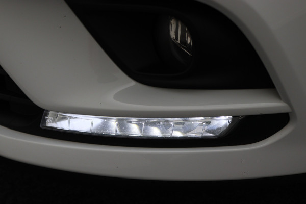 Renault Clio Estate 0.9 TCe Limited Airco, Cruise, Apple Carply, Bluetooth, Navigatie, DAB, KeyLess, PDC, 16''