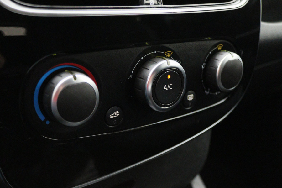 Renault Clio Estate 0.9 TCe Limited Airco, Cruise, Apple Carply, Bluetooth, Navigatie, DAB, KeyLess, PDC, 16''
