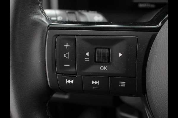 Nissan QASHQAI 1.3 MHEV Xtronic N-Connecta Navigatie Climate Control Camera Led Verwarmde voorstoelen Adaptive Cruise Control Trekhaak