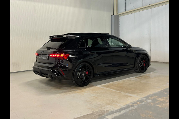 Audi RS3 Sportback 2.5 TFSI RS 3 quattro | HUD | SONOS | CARBON | PANO