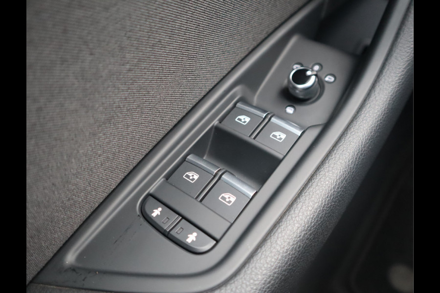 Audi A4 Avant 35 TFSI Sport Lease Edition / Panoramadak