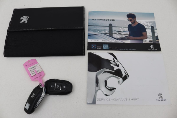 Peugeot 508 1.6 HYbrid GT | Panoramadak | Stoelverwarming | Adaptive cruise | Carplay | Camera | Half leder | Keyless | Navigatie | PHEV