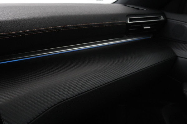 Peugeot 508 1.6 HYbrid GT | Panoramadak | Stoelverwarming | Adaptive cruise | Carplay | Camera | Half leder | Keyless | Navigatie | PHEV
