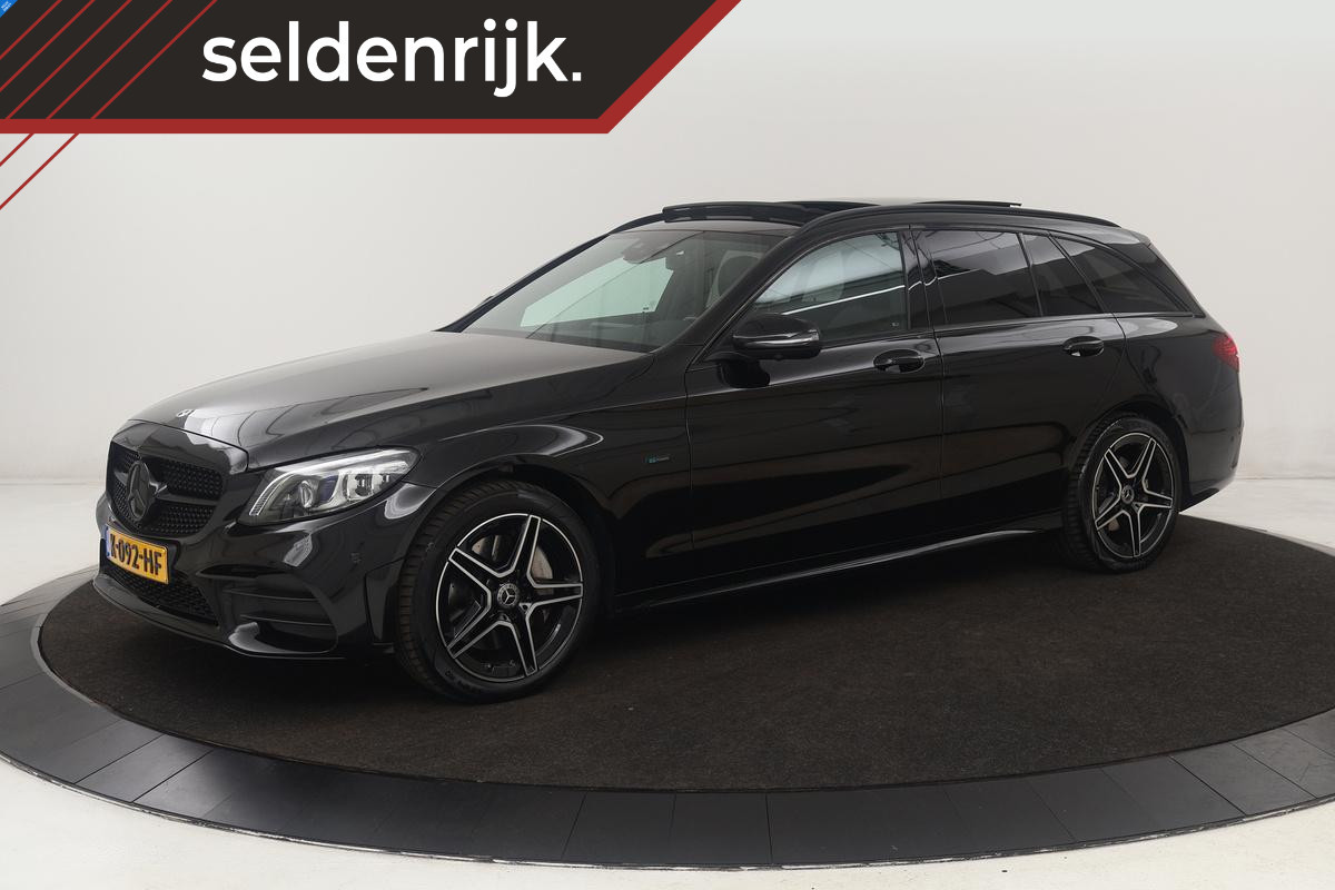 Mercedes-Benz C-Klasse 300e AMG Limited | Panoramadak | Stoelverwarming | 360 camera | Matrix LED | Carplay | Trekhaak | Leder/Alcantara | Climate control Mercedes-Benz C-Klasse 300e AMG Limited | Panoramadak | Stoelverwarming | 360 camera | Matrix LED | Carplay | Trekhaak | Leder/Alcantara | Climate control