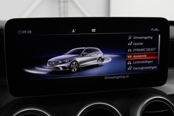 Mercedes-Benz C-Klasse 300e AMG Limited | Panoramadak | Stoelverwarming | 360 camera | Matrix LED | Carplay | Trekhaak | Leder/Alcantara | Climate control
