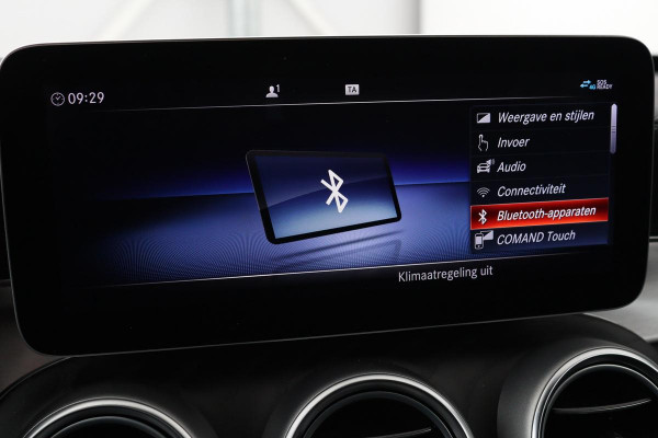 Mercedes-Benz C-Klasse 300e AMG Limited | Panoramadak | Stoelverwarming | 360 camera | Matrix LED | Carplay | Trekhaak | Leder/Alcantara | Climate control