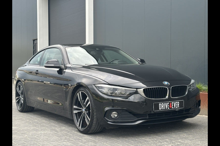 BMW 4 Serie Coupé 420i Cent Exec M2018 NAVI PDC SPORTVELGEN CLIMATE ELEK PAKKET
