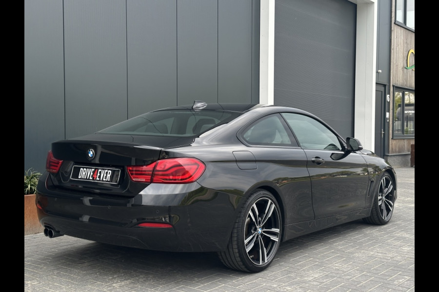 BMW 4 Serie Coupé 420i Cent Exec M2018 NAVI PDC SPORTVELGEN CLIMATE ELEK PAKKET