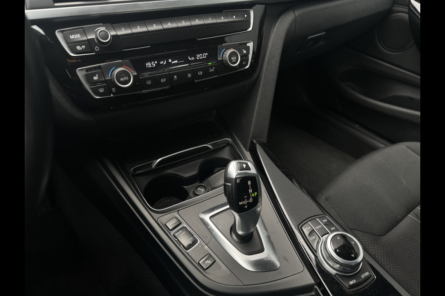 BMW 4 Serie Coupé 420i Cent Exec M2018 NAVI PDC SPORTVELGEN CLIMATE ELEK PAKKET