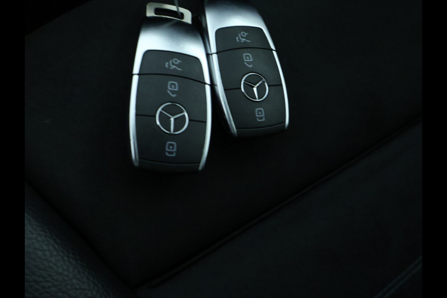 Mercedes-Benz C-Klasse Estate 300 e Business Solution AMG Panoramadak | Multispaaks lichtmetalen velgen | Navigatie | Parking support | | Inclusief 24 maanden MB Certified garantie voor Europa.