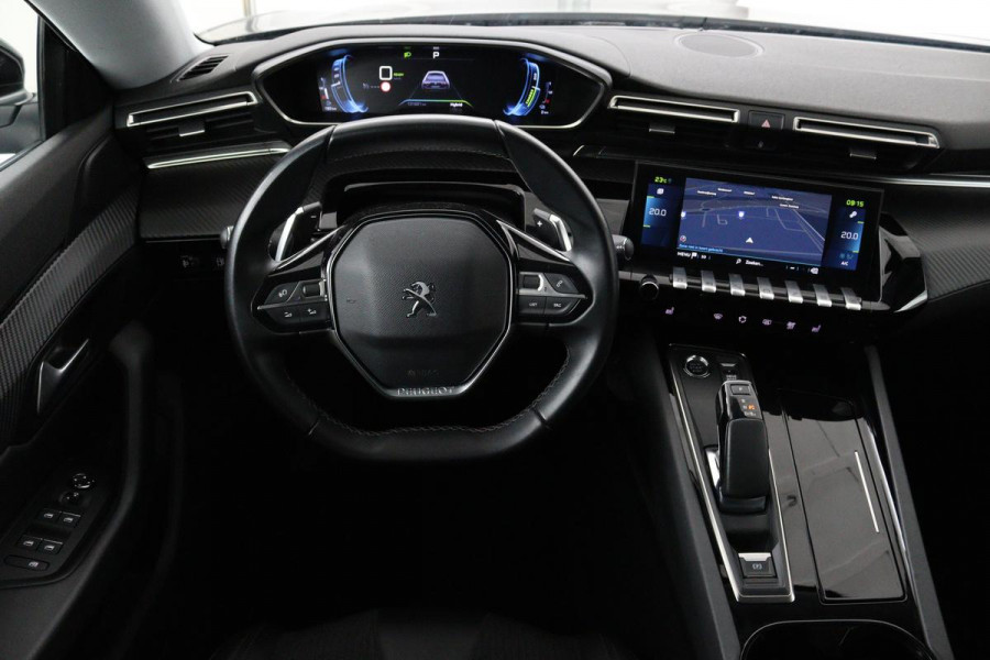 Peugeot 508 1.6 HYbrid Allure | Stoelverwarming | Carplay | Camera | Trekhaak | Navigatie | Climate control | Half leder | Cruise control | PHEV