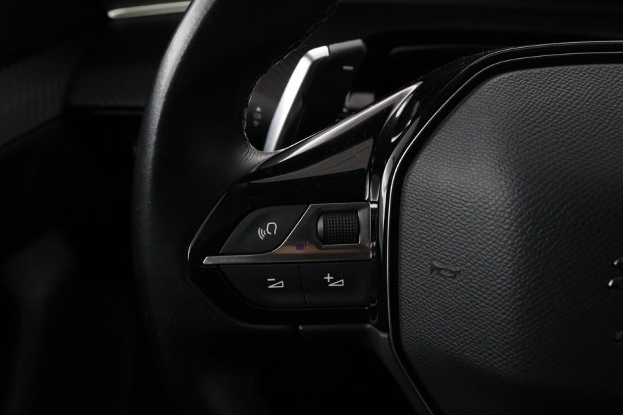 Peugeot 508 1.6 HYbrid Allure | Stoelverwarming | Carplay | Camera | Trekhaak | Navigatie | Climate control | Half leder | Cruise control | PHEV