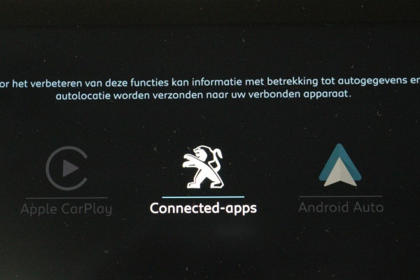 Peugeot 508 1.6 HYbrid Allure | Stoelverwarming | Carplay | Camera | Trekhaak | Navigatie | Climate control | Half leder | Cruise control | PHEV