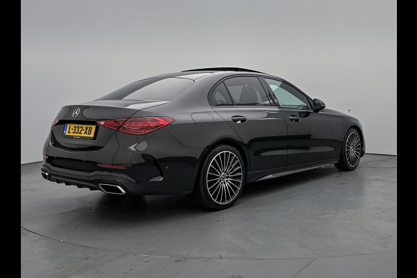 Mercedes-Benz C-Klasse 200 Launch Edition AMG Line | Multispaaks lichtmetalen velgen | Panoramadak | Navigatie | Parking support met camera achter | Inclusief 24 maanden MB Certified garantie voor Europa.