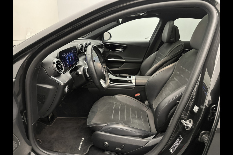 Mercedes-Benz C-Klasse 200 Launch Edition AMG Line | Multispaaks lichtmetalen velgen | Panoramadak | Navigatie | Parking support met camera achter | Inclusief 24 maanden MB Certified garantie voor Europa.