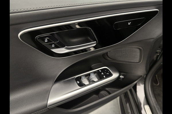 Mercedes-Benz C-Klasse 200 Launch Edition AMG Line | Multispaaks lichtmetalen velgen | Panoramadak | Navigatie | Parking support met camera achter | Inclusief 24 maanden MB Certified garantie voor Europa.