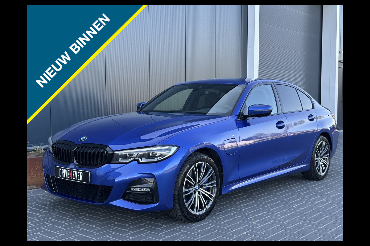 BMW 3-serie 330e M PACK 2020 NAVI CAMERA CR CONTROL PDC ECC LAGE KMSTAND BMW 3-serie 330e M PACK 2020 NAVI CAMERA CR CONTROL PDC ECC LAGE KMSTAND