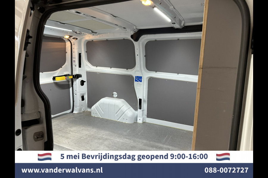 Ford Transit Custom 2.0 TDCI L1H1 Euro6 Airco | Camera | LED | Apple Carplay | Android Auto | 2500kg Trekhaak Cruisecontrol, Parkeersensoren, Verwarmde voorruit, Dakdragers, Bijrijdersbank