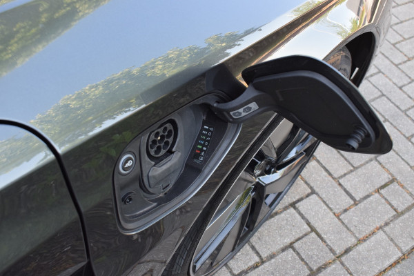 Audi e-tron GT edition 93 kWh | 4-wielbesturing | Leer | B&O | Head-Up