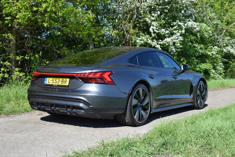 Audi e-tron GT edition 93 kWh | 4-wielbesturing | Leer | B&O | Head-Up