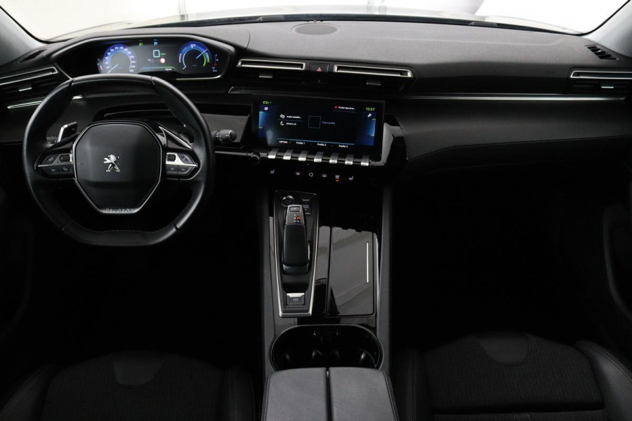 Peugeot 508 1.6 HYbrid Allure | Stoelverwarming | Trekhaak | Adaptive cruise | Half leder | Camera | Carplay | Navigatie | Climate control | PHEV