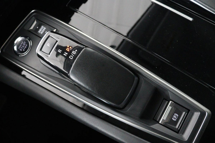 Peugeot 508 1.6 HYbrid Allure | Stoelverwarming | Trekhaak | Adaptive cruise | Half leder | Camera | Carplay | Navigatie | Climate control | PHEV
