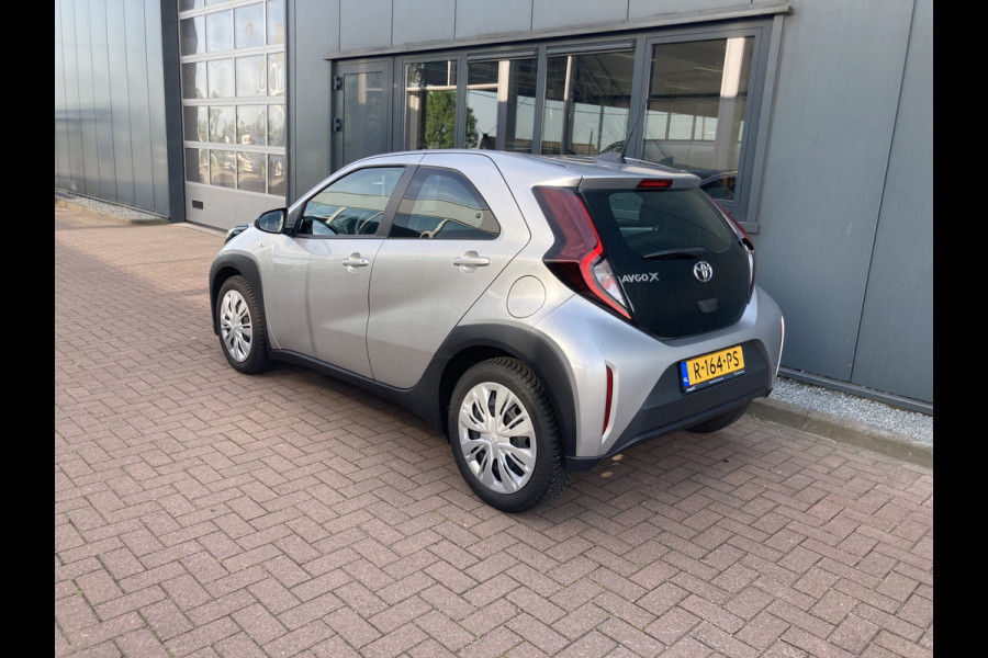 Toyota Aygo X 1.0 VVT-i Play 5-drs. CAMERA/CARPLAY/AIRCO/ADAPT.CRUISE